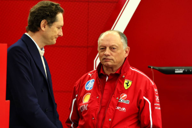 Джон Элканн, президент компании Ferrari, и Фредерик Вассёр, фото XPB
