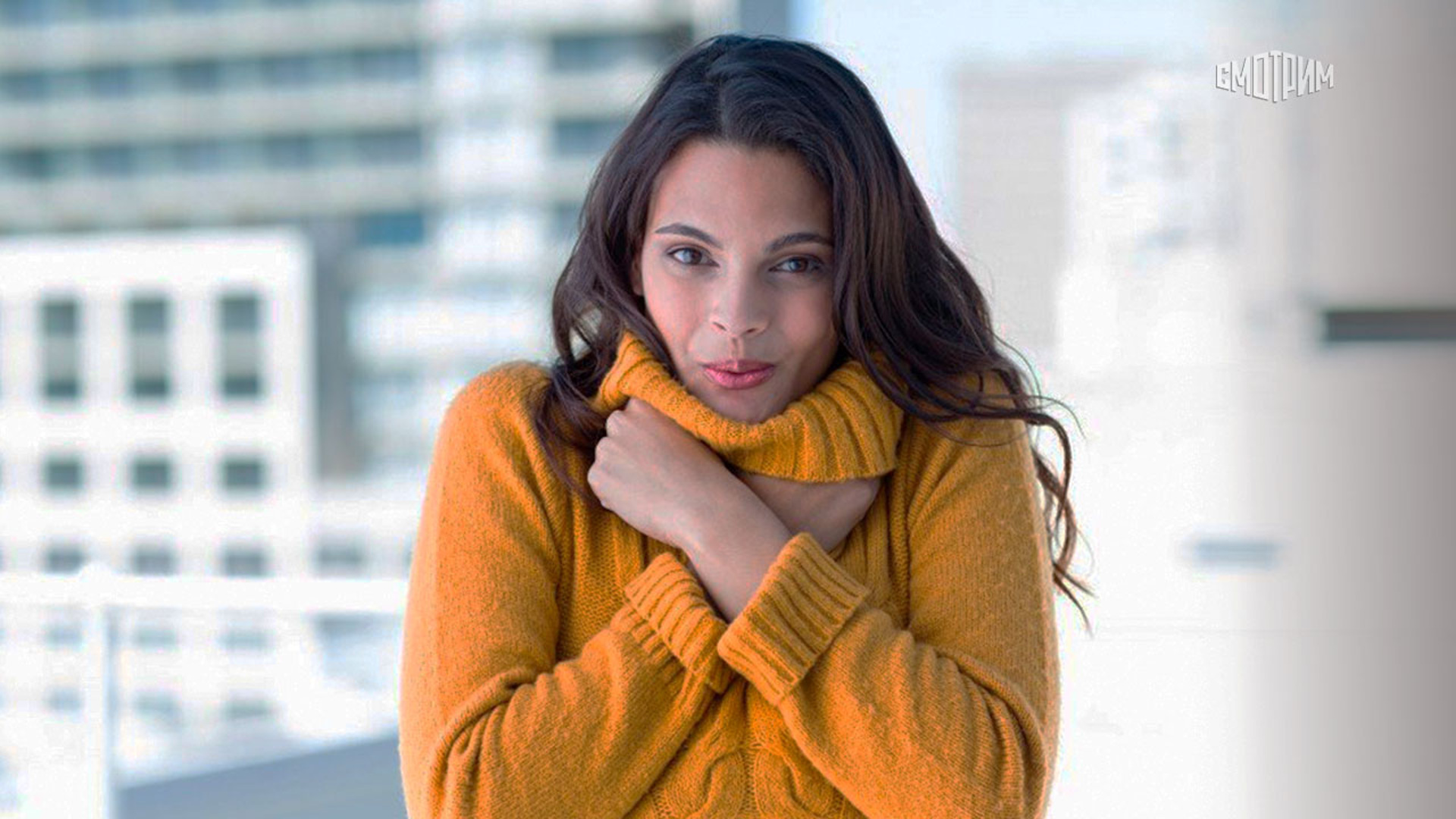 Холод от девушки. Девушка холод. Джон сноу метель. Холодная девушка. Замерзшая девушка.