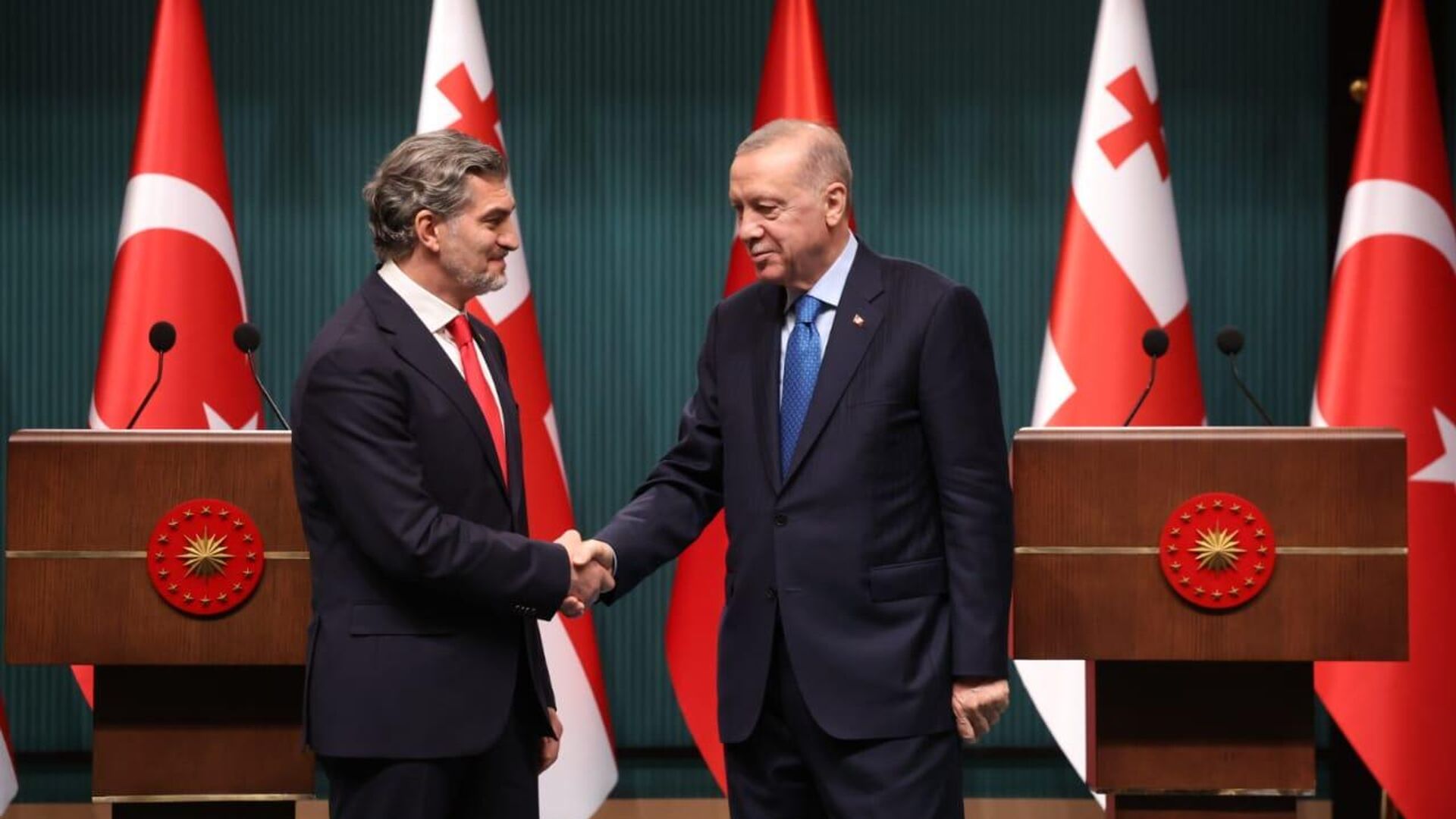 Президент Турции Михаил Кавелашвили и президент Турции Реджепа Тайип Эрдоган - Sputnik Грузия, 1920, 16.08.2025