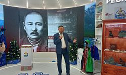 Вузы Бурятии знакомят посетителей выставки «Россия» с научным потенциалом республики