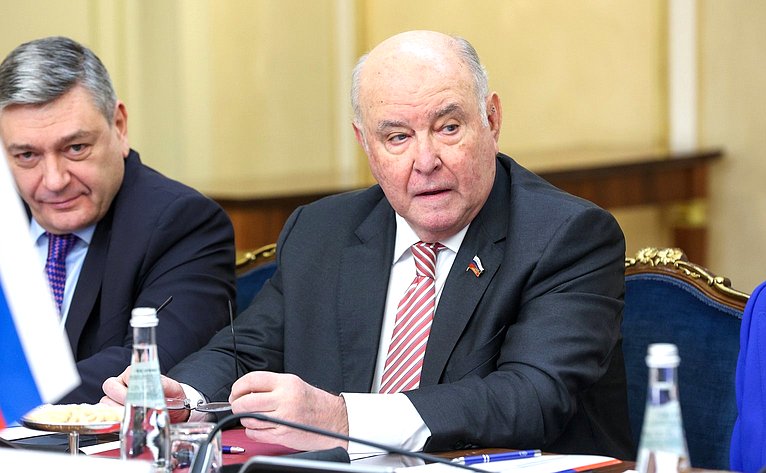 Григорий Карасин
