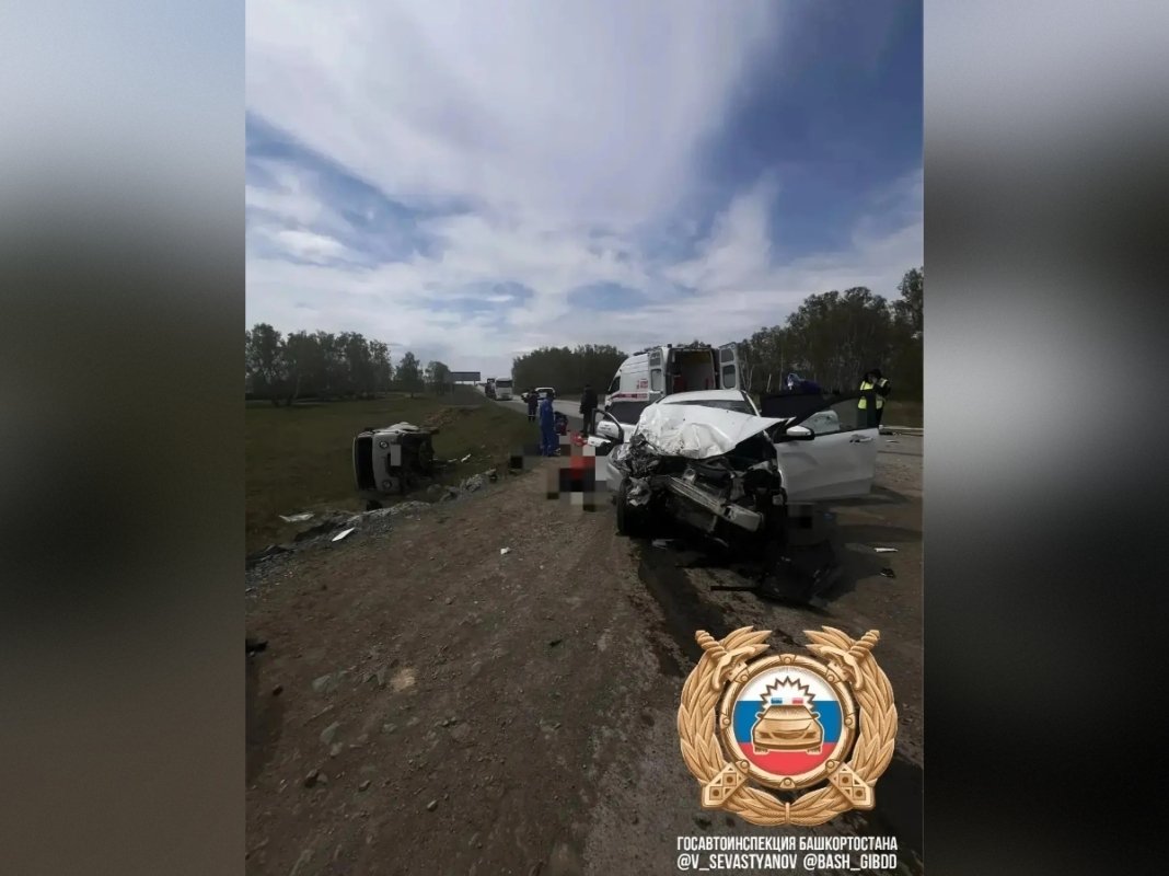 В Башкирии в лобовом ДТП погиб мужчина, еще четверо пострадали