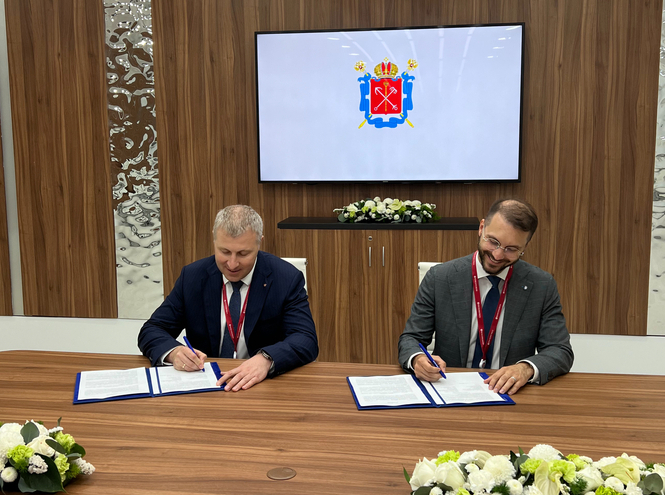ПМЭФ-2025: СПбГУТ и Skyeng будут развивать образование в Петербурге