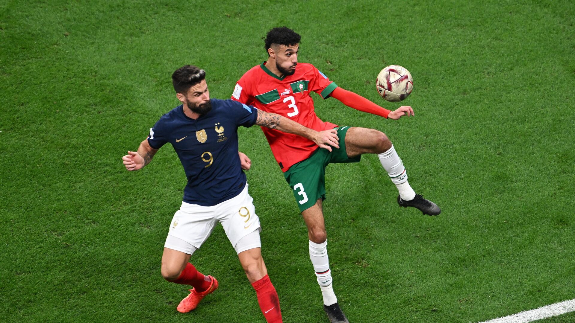 Франция забили. Франция Марокко 2-0. Сборная Марокко в полуфинале. Франция Марокко полуфинал. Матч Франция Марокко.