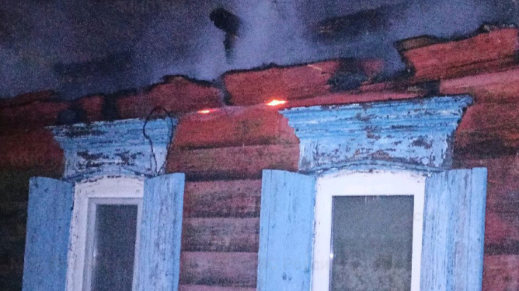 За сутки брянские спасатели потушили четыре пожара