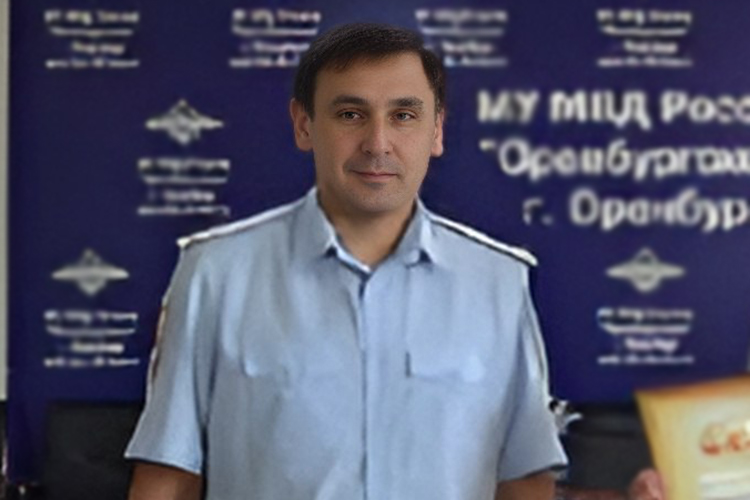 Откомандировали Габитова в Казань из Оренбурга, где и прошли основные вехи становления полковника полиции, еще два месяца назад