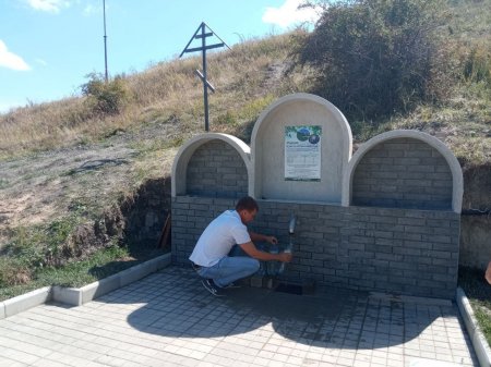В Саратове обустроили восемнадцатый родник на Кумысной поляне 