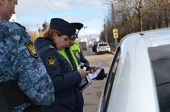 «Дорожный пристав» в Иванове арестовал 9 автомобилей
