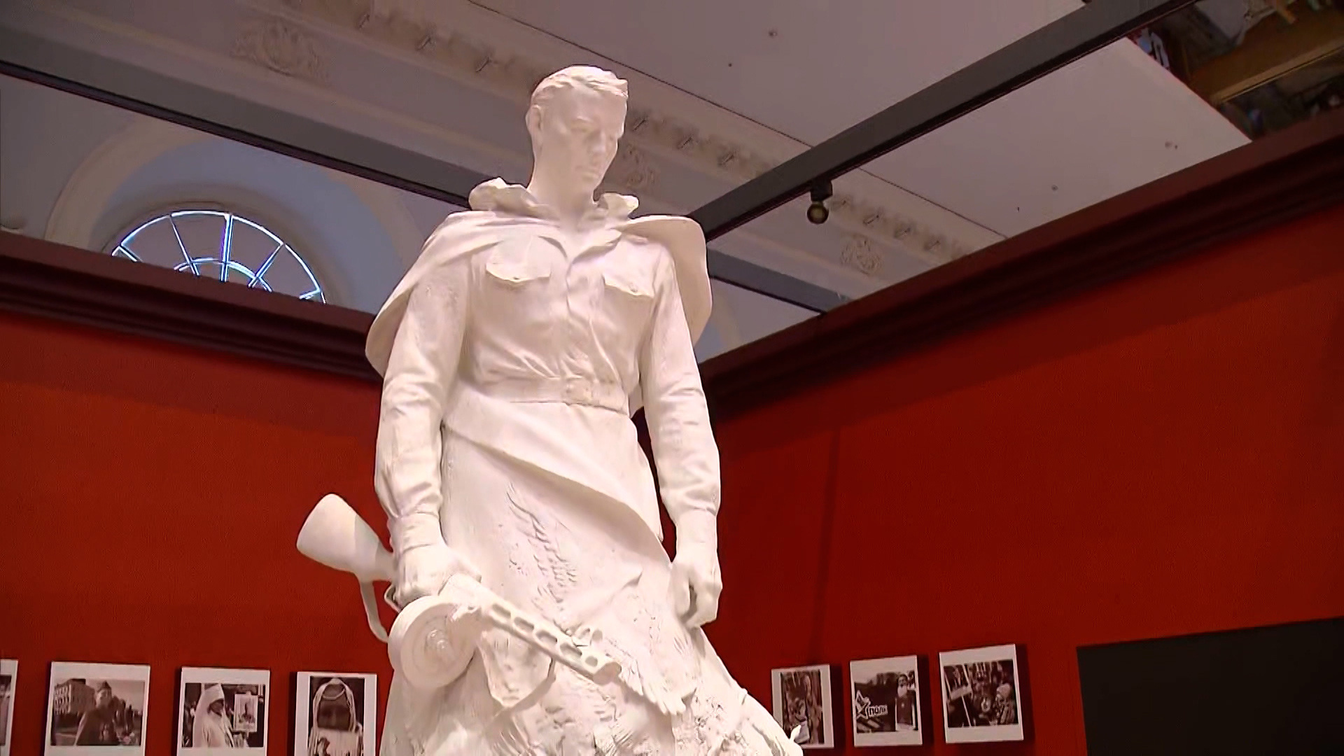 В московском Манеже пройдет выставка уникальных экспонатов времен Второй мировой