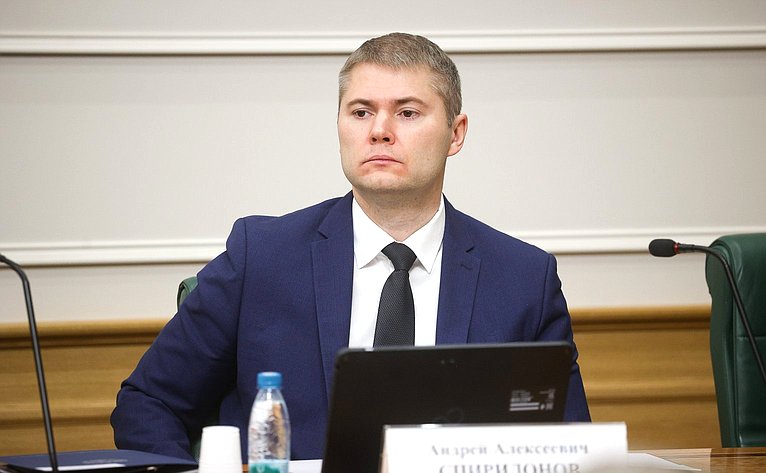 Расширенное заседание Комиссии Совета Федерации по мониторингу законодательства Российской Федерации в сфере государственного контроля (надзора) и муниципального контроля в РФ на тему «Итоги контрольной (надзорной) деятельности в РФ за 2025 год»