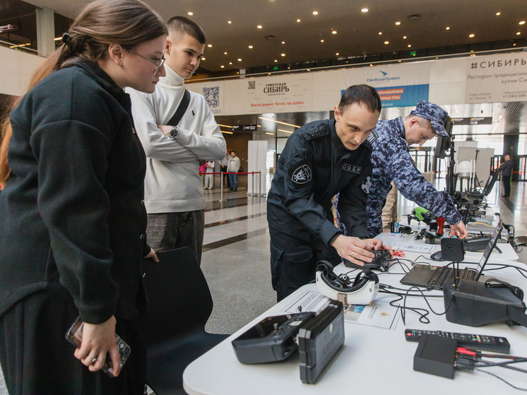 Показательные выступления и уроки обращения с оружием: Росгвардия представила свою секцию на форуме «Активный отдых»