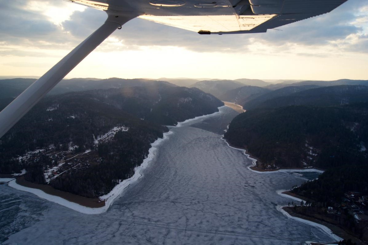 Ястынская 33а красноярск аэротрубе. Инфинити скай аэроклуб. Аэротруба freezone аэротруба. Smart hotel красноярск. Полет на самолете самостоятельно.