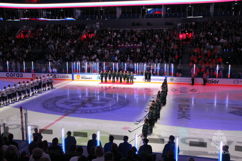 Спорт, единство, мастерство: в Новосибирске завершился турнир по хоккею с шайбой