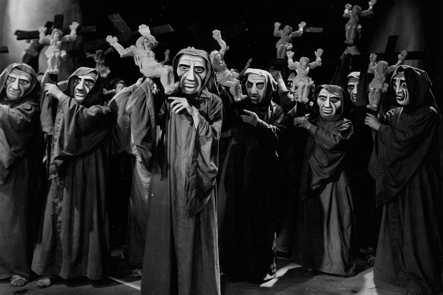 Тыквенный не спас: больше 300 хорроров на все случаи жизни