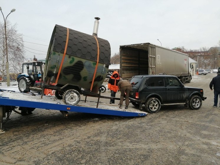 Главы районов Уфы доставили в зону СВО гуманитарную помощь