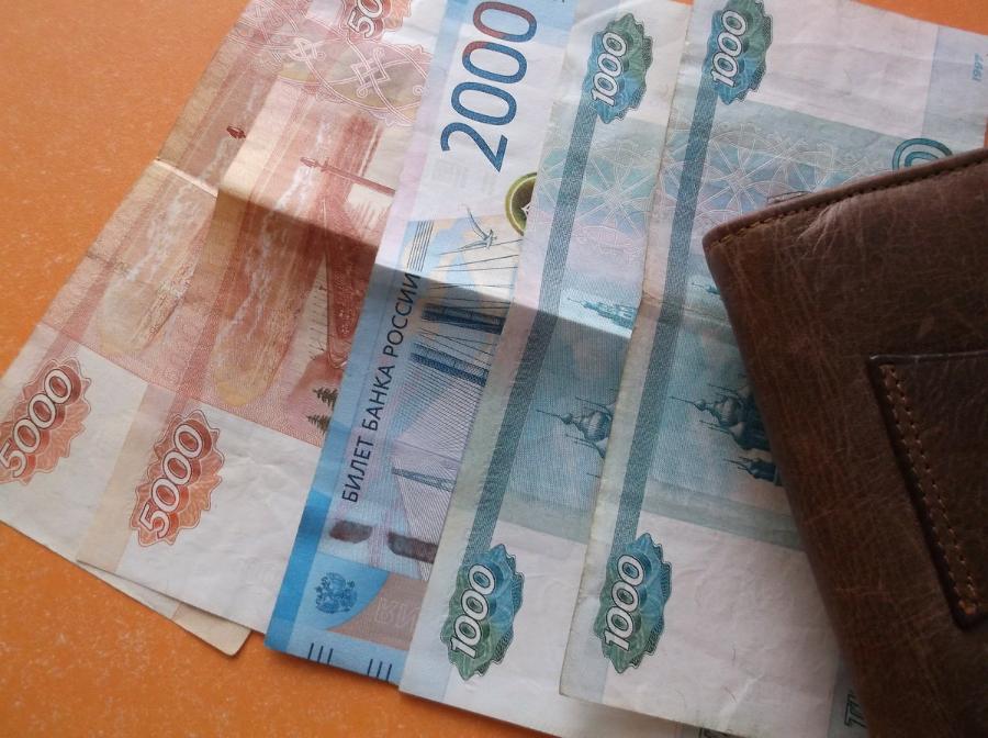 68 тысяч. Зарплата. 1000 Рублей Тува. Средняя заработная плата в Республике Карелия 2022. Тыща край