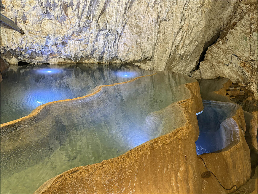 Весенняя Сербия. Фруктовые пейзажи и чудо в горах