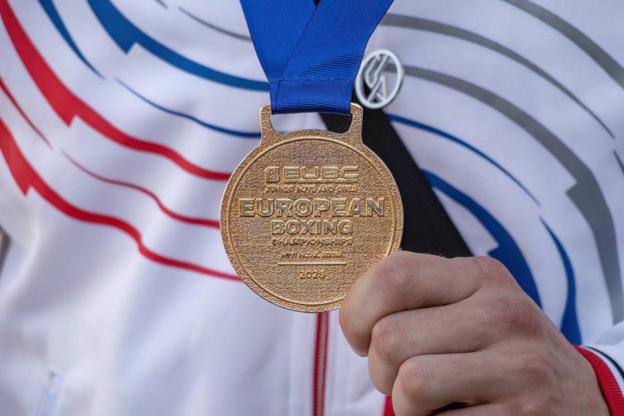 Севастополь встретил победителя первенства Европы по боксу