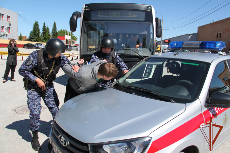 В Новосибирске Советский отдел вневедомственной охраны Росгвардии отметил 65-летний юбилей