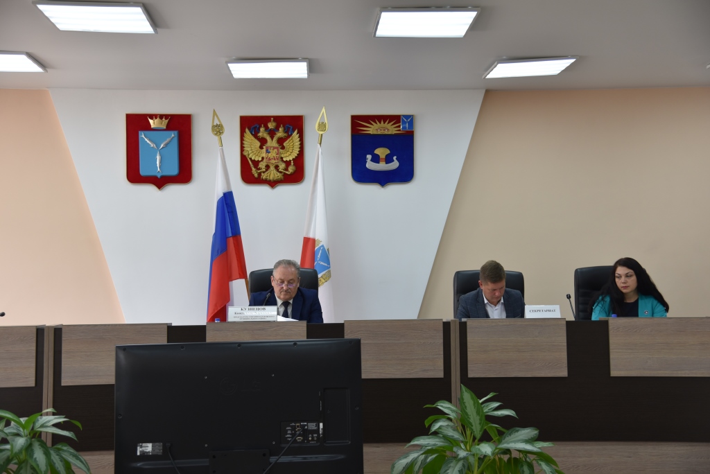 Сегодня состоялось очередное заседание Собрания Балаковского муниципального района 
