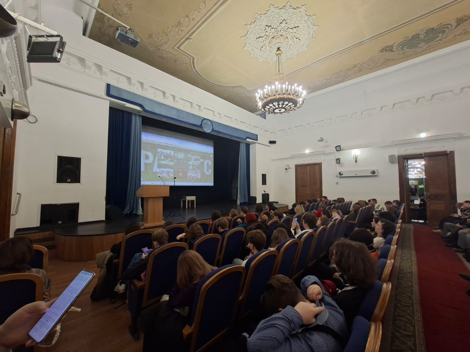 МГЛУ стал площадкой единства: итоги патриотического диктанта «Моя любовь, душа моя — Россия!»