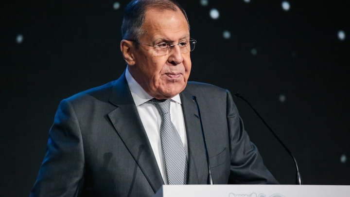 Так изящно может только Лавров: Хук справа - Макрону, хук слева - Зеленскому