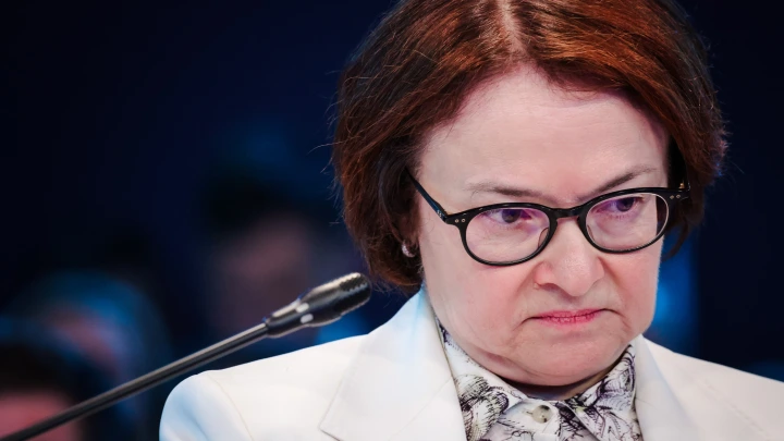 А как это ещё назвать?: Гражданам России врут в лицо. Набиуллину осадили неудобными фактами