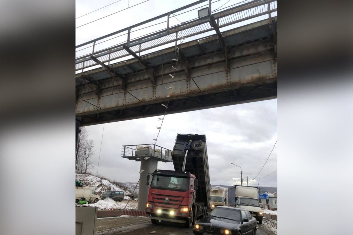 пробка на чусовском мосту сейчас