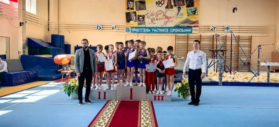 Команда из Бобруйска завоевала бронзу на чемпионате Беларуси по спортивной гимнастике «Юный чемпион» в Гродно