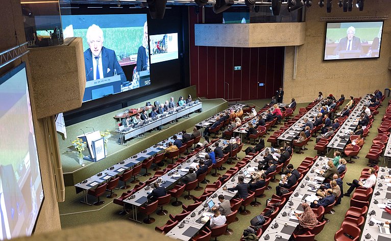 Сенаторы в составе делегации Федерального Собрания РФ участвуют в 151-й Ассамблее Межпарламентского союза в Женеве