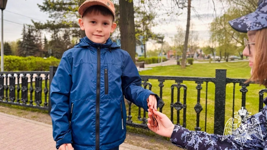 Росгвардейцы продолжают патриотическую акцию «Георгиевская ленточка» в Подмосковье