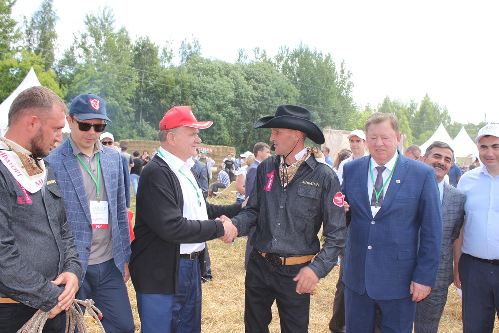 День поля орловская область 2022. Праздник поля в орле 2024. Праздник поля в орле 2024. День поля в орле. День поля.