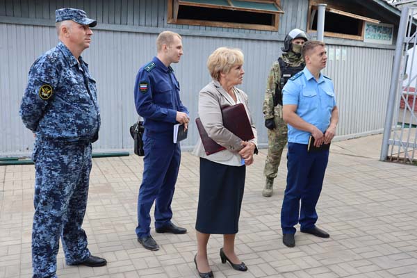 Региональный омбудсмен и представители прокуратуры посетили с проверкой ИК-7 УФСИН России по Тверской области