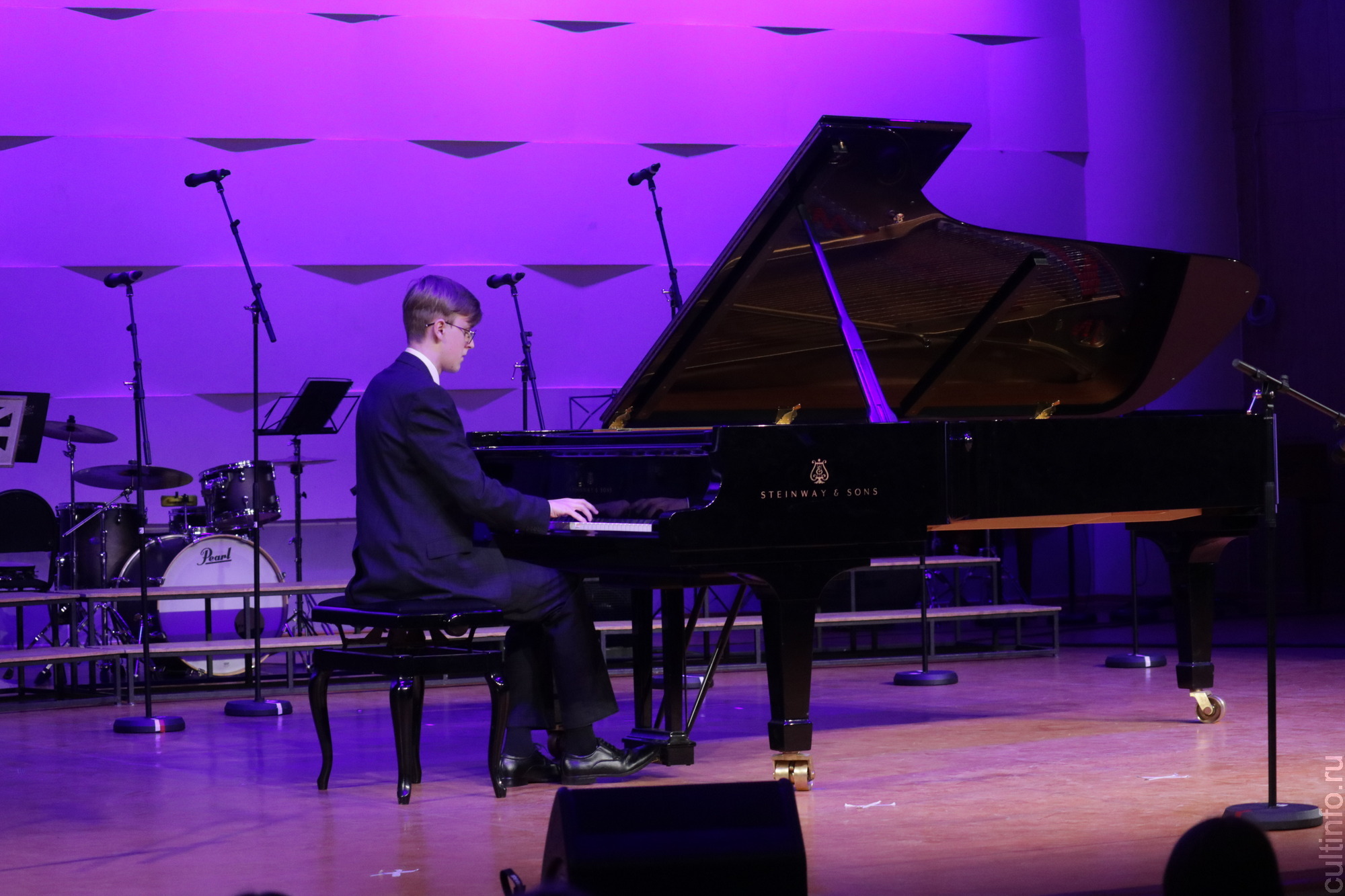 В колледже искусств при полном аншлаге отметили Международный день музыки