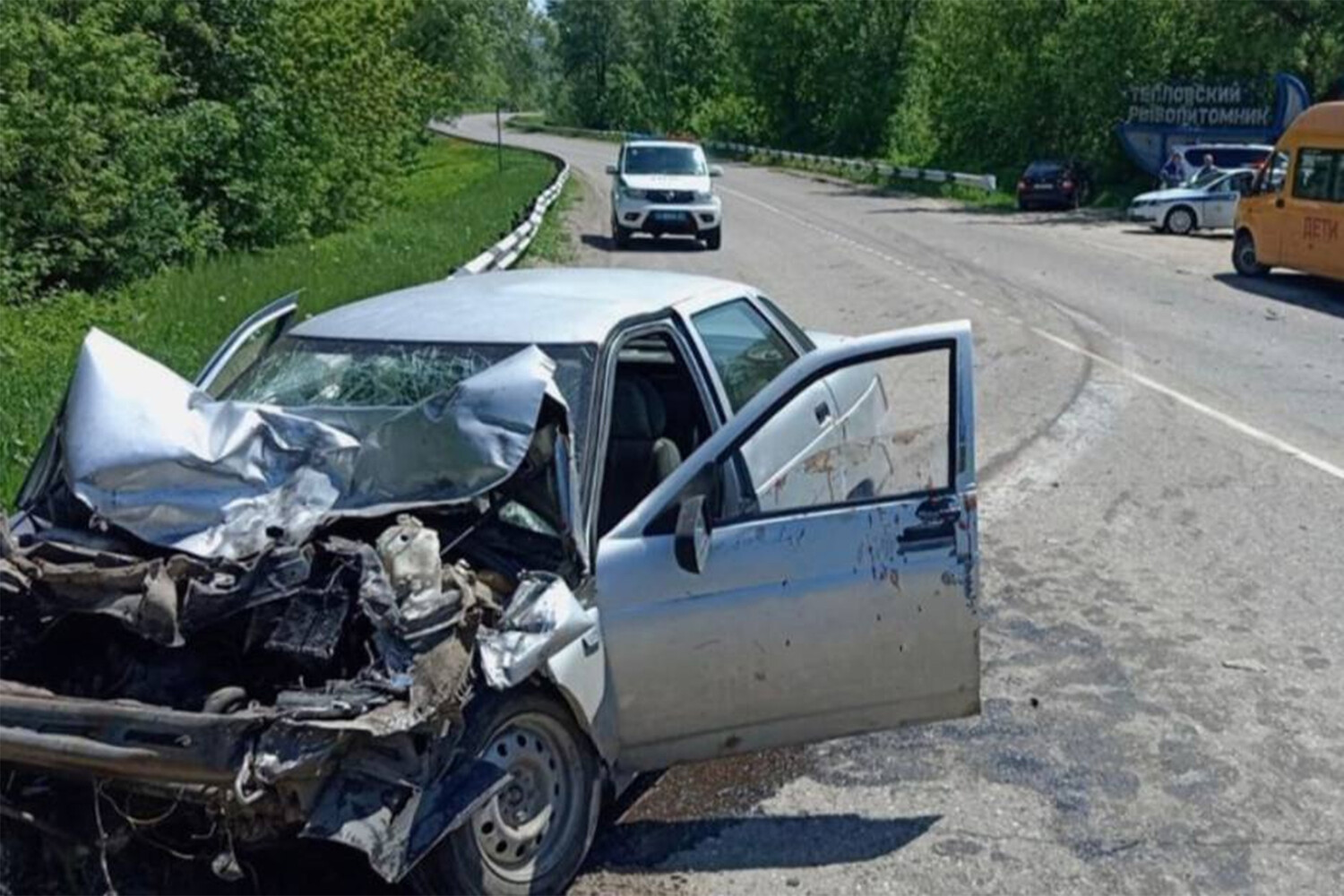 дтп новые бурасы. авария ваз 2114 саратов 2022. дтп в новобурасском районе. авария новых бурасах саратовская область. дтп новые бурасы.