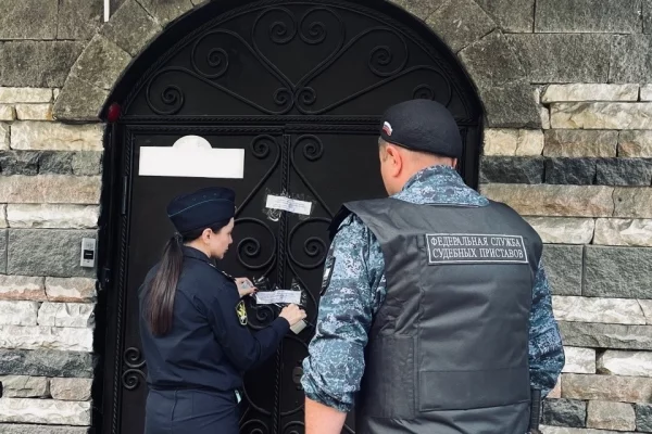 Судебные приставы опечатали сауну в Кемерове