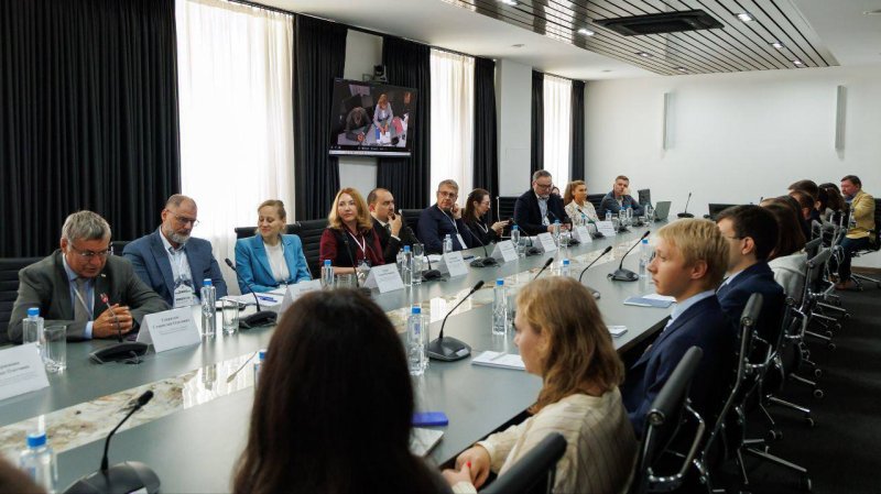 Преподаватели ФУТ университета МИИГАиК на ежегодной Всероссийской школе молодых учёных-юристов