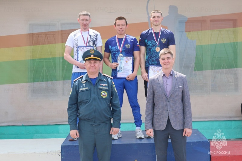 В Чите прошли соревнования по пожарно-спасательному спорту