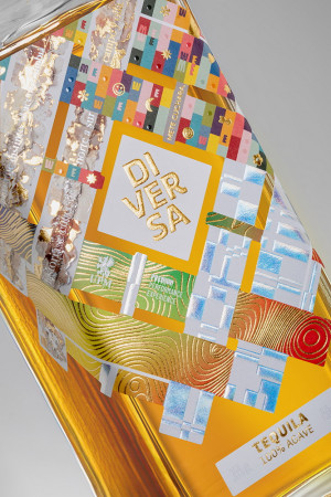 Пять агентств создали дизайн этикетки для текилы Diversa