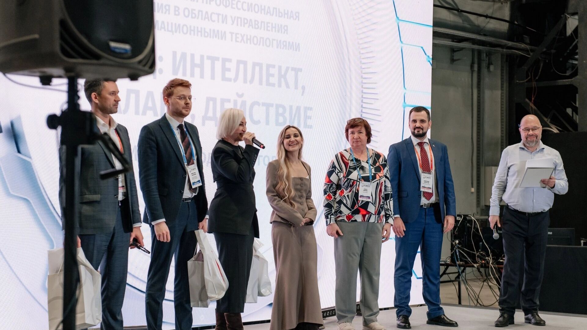 Искусственный интеллект «Ростелекома» впервые выступил экспертом в жюри ИТ-премии