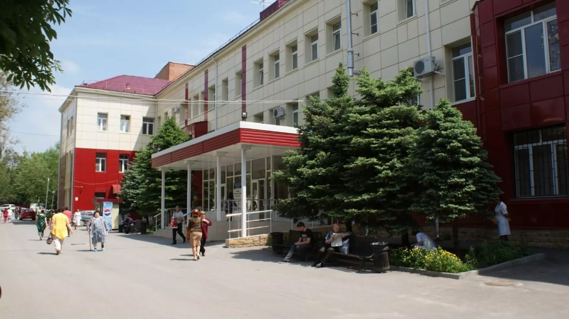 Благодатная 170 ростов на дону. 1 областная больница ростов-на-дону. Ул благодатная 170 областная больница рокб. Ростовская областная детская клиническая больница. 2облачная больница ростов.