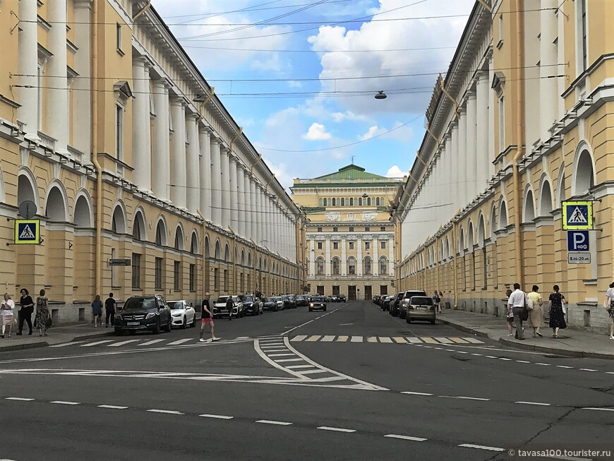 От Аничкова сада до улицы Росси