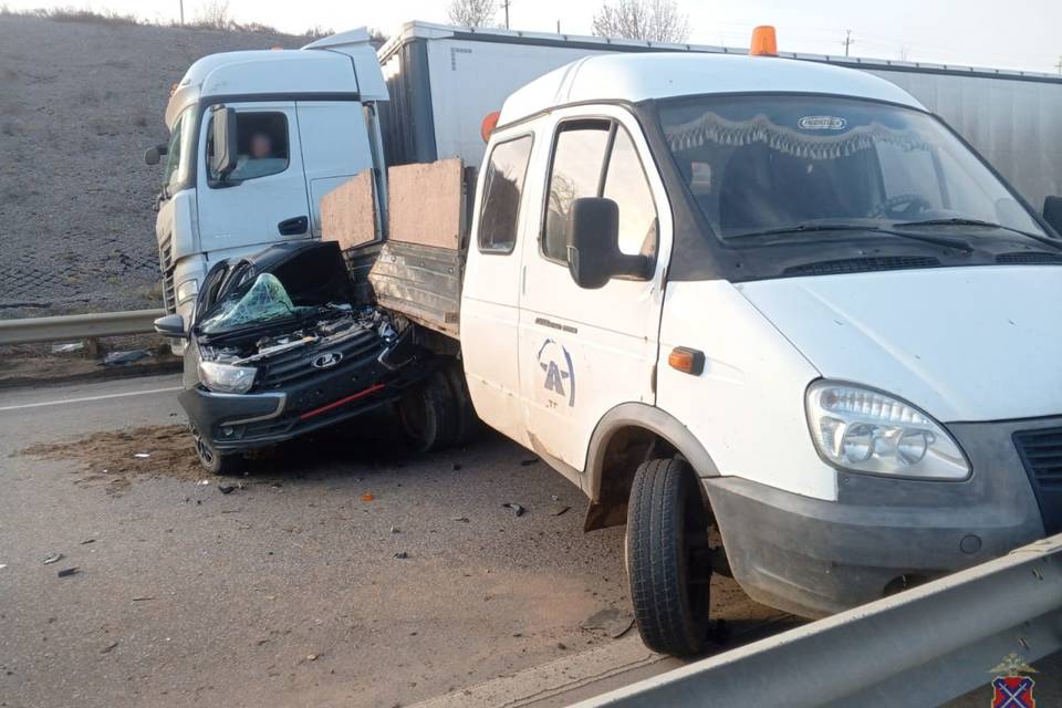 Смертельное ДТП произошло в Дубовском районе под Волгоградом