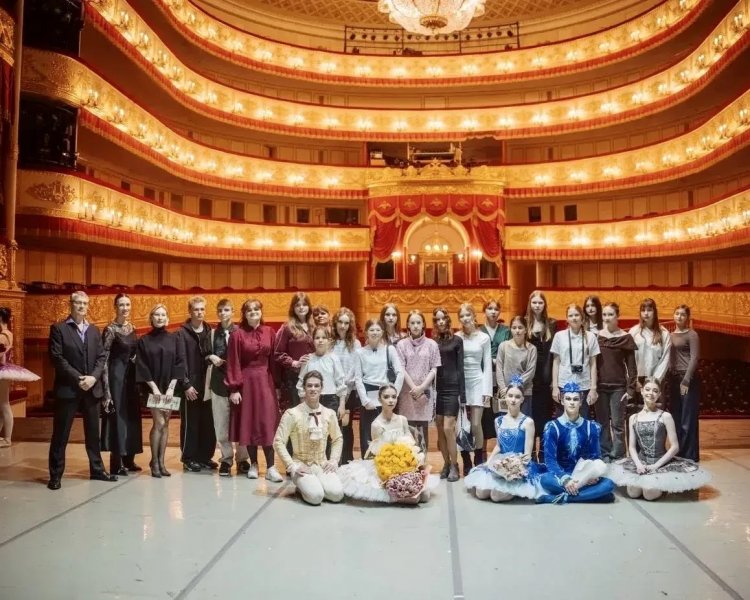 Севастопольские художники создают эскизы костюмов для Мариинского театра