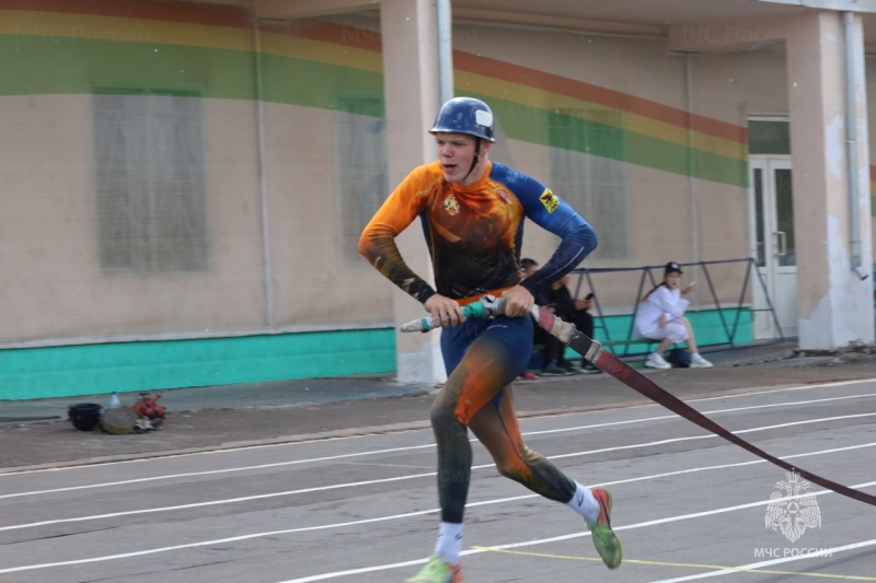 В Чите прошли соревнования по пожарно-спасательному спорту