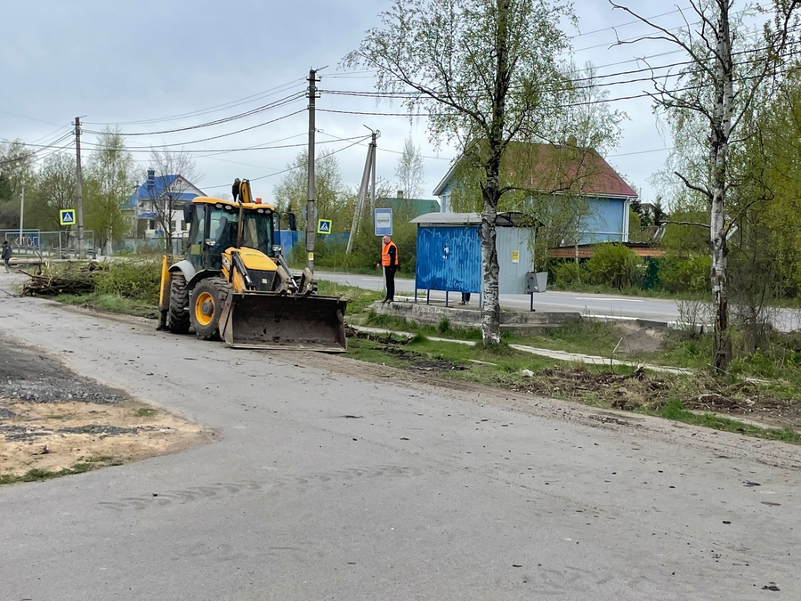  В Коммунаре ремонтируют Березовую аллею