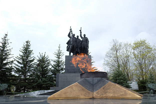 Александр Соколов встретился с ветераном войны Михаилом Липатниковым