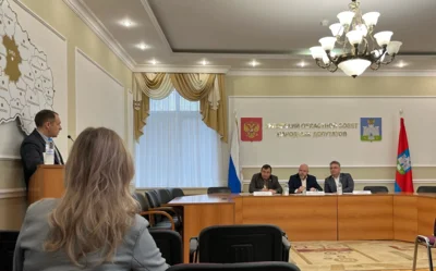 Фото 2. Депутаты Орловского облсовета обсудили вопрос выделения средств на поддержку СМИ