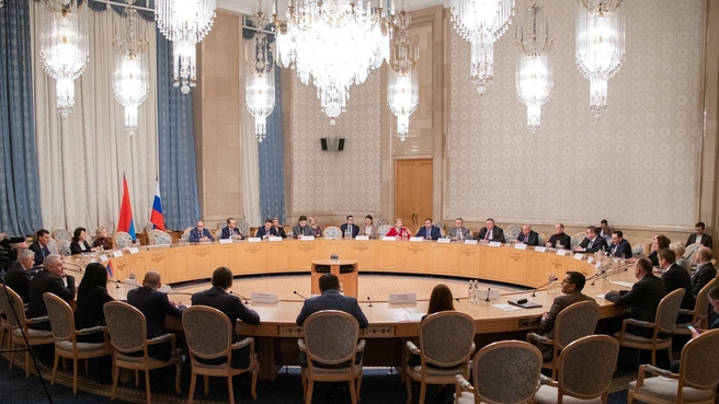Под сопредседательством Алексея Оверчука состоялось 21-е заседание Межправительственной комиссии по экономическому сотрудничеству между Российской Федерацией и Республикой Армения