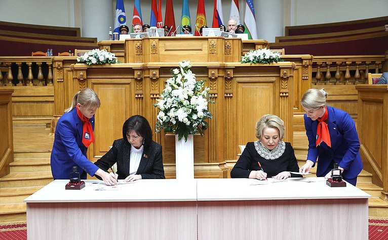 Церемония гашения памятной марки, посвященной проекту «Поезд памяти» в год 80-летия Победы в Великой Отечественной войне